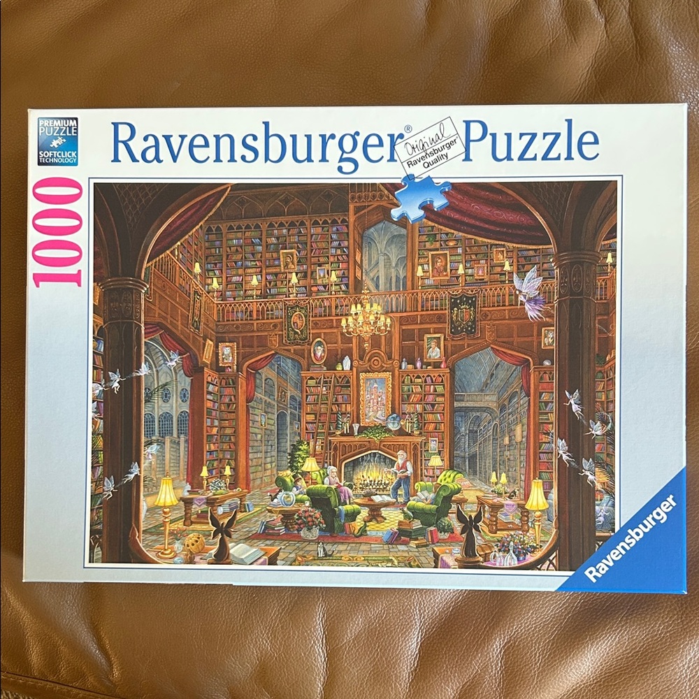 Ravensburger Cozy Library Puzzle - 1000 Pieces